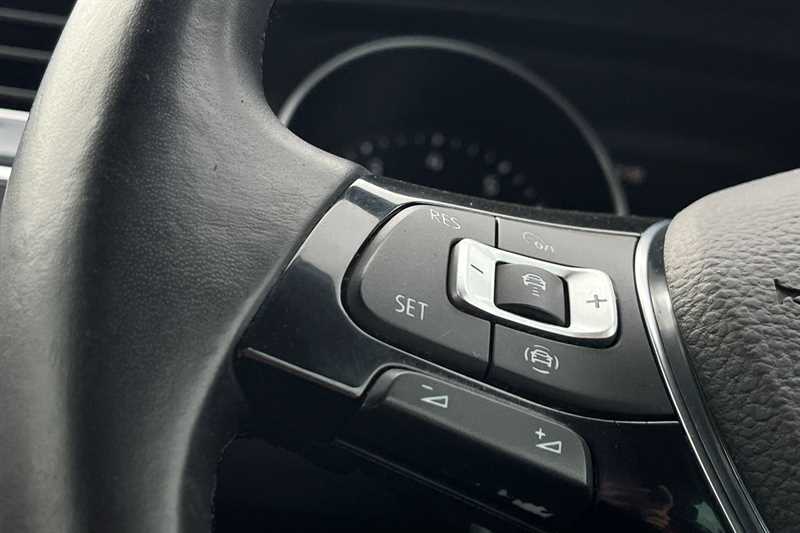 Used Volkswagen Tiguan 2019 for sale - 77942227: Photo 21