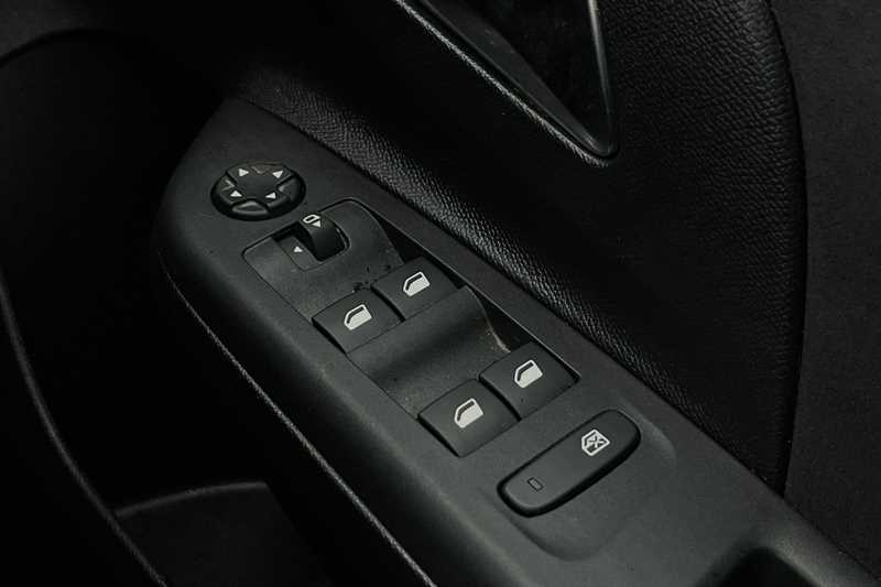 Used Vauxhall Corsa 2023 for sale - 77256709: Photo 16