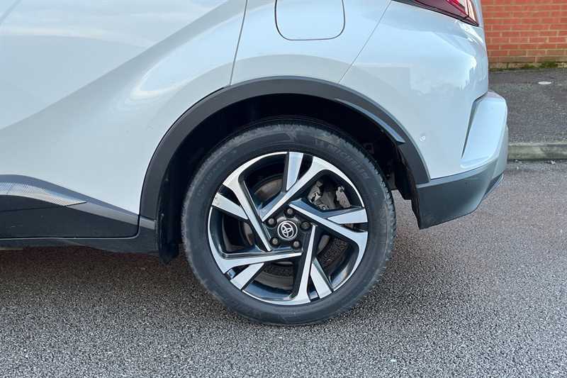 Used Toyota C-HR 2022 for sale - 77512843: Photo 48