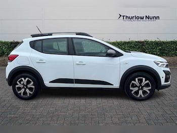 Used Dacia Sandero Stepway 2023 for sale - 79862441: Photo