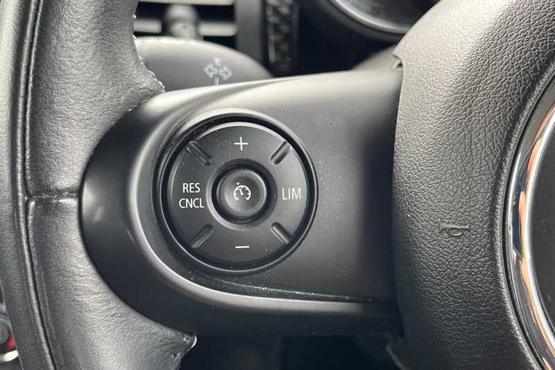 Used MINI Hatch 2019 for sale - 77471130: Photo 21