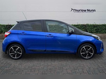 Used Toyota Yaris 2018 for sale - 77674129: Photo