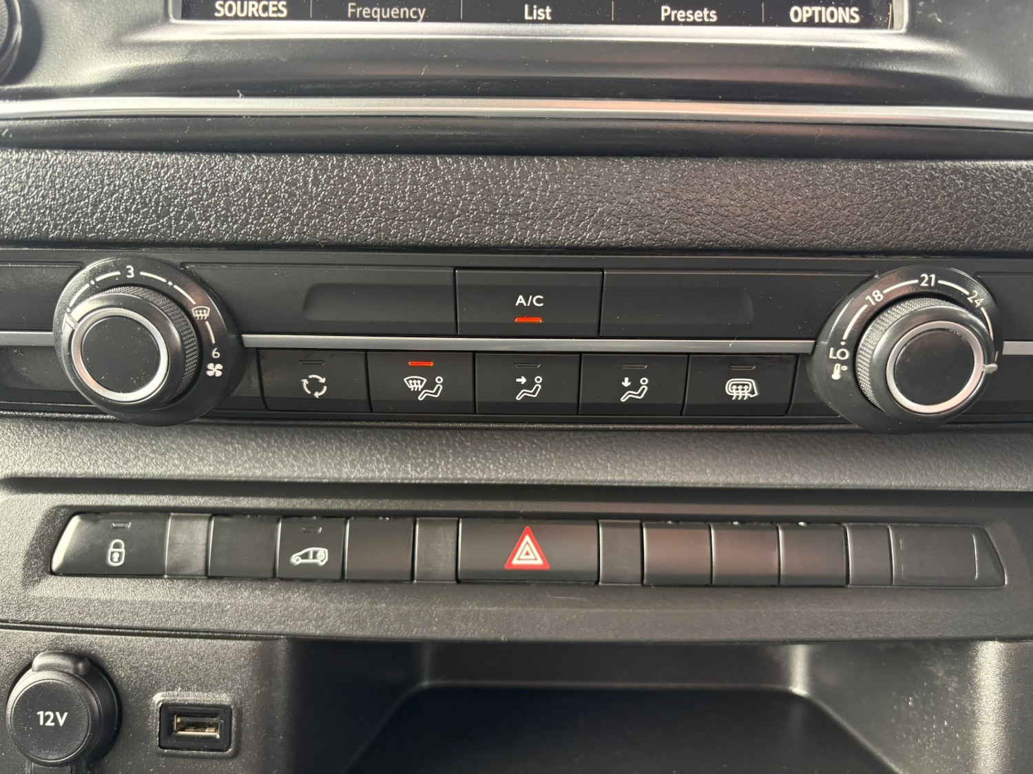 Used Vauxhall Vivaro 2021 for sale - 78190954: Photo 21