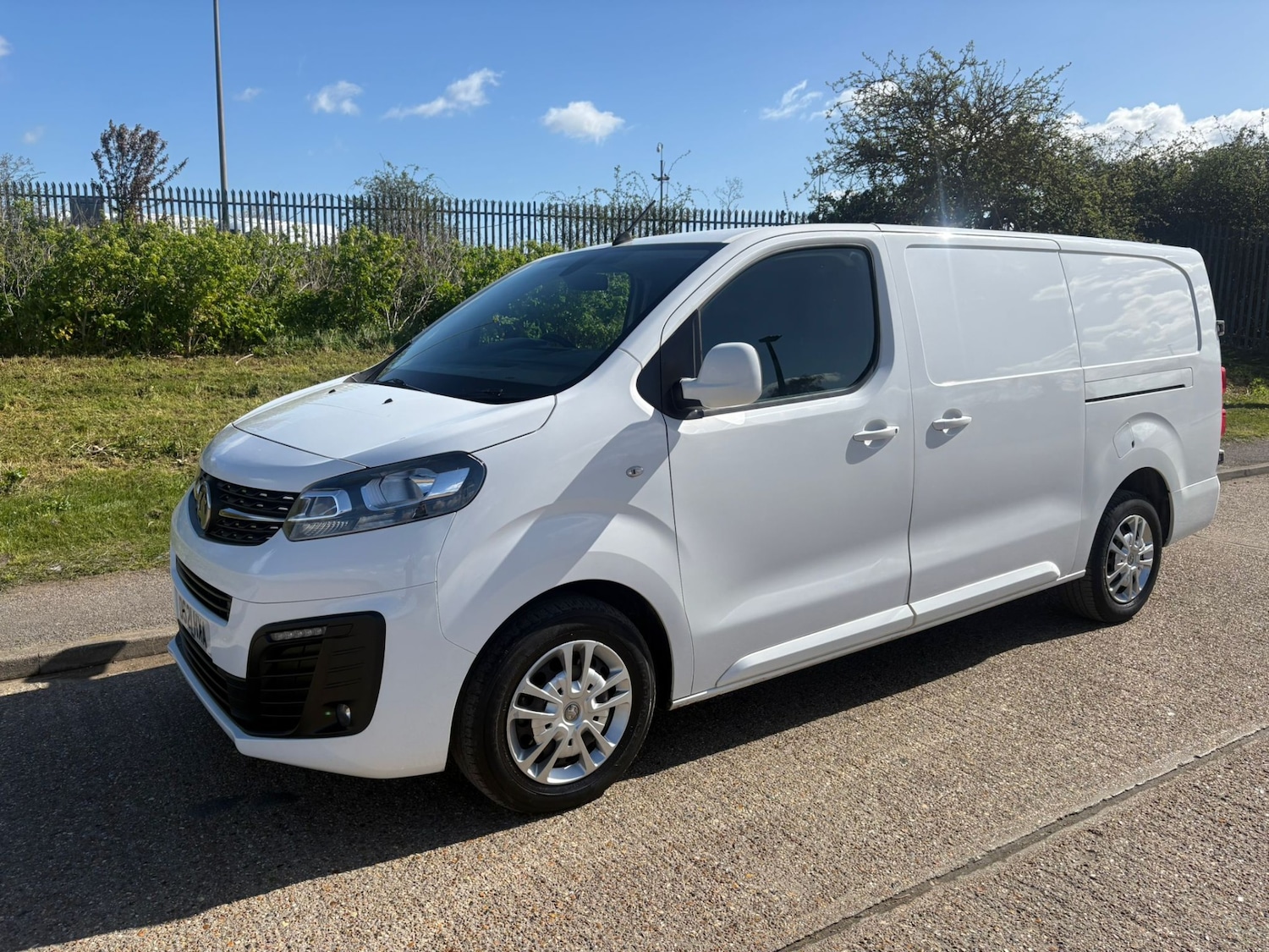 Used Vauxhall Vivaro 2021 for sale - 78055776: Photo 1