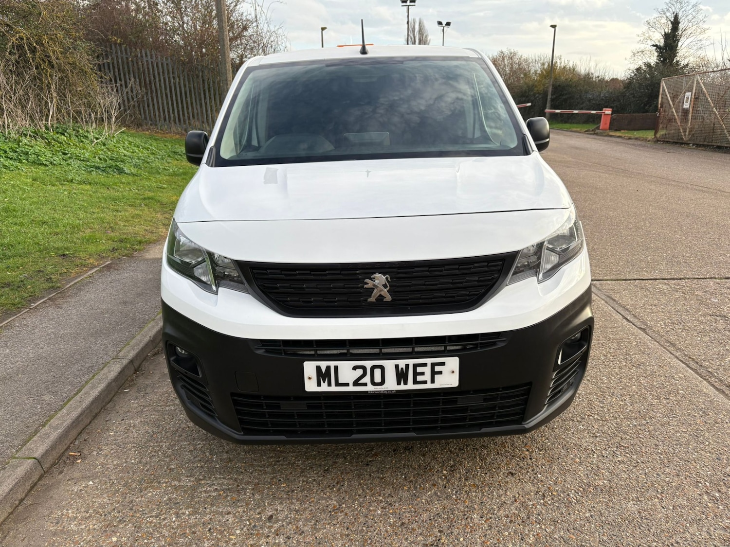 Used Peugeot Partner 2020 for sale - 77730530: Photo 2