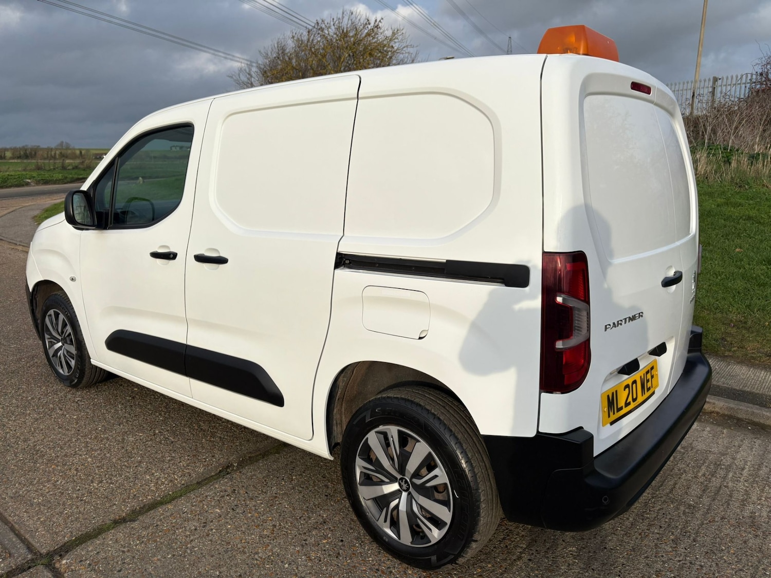 Used Peugeot Partner 2020 for sale - 77730530: Photo 8