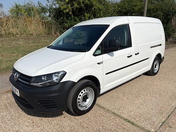 Used Volkswagen Caddy Maxi 2017 for sale - 79114789: Photo