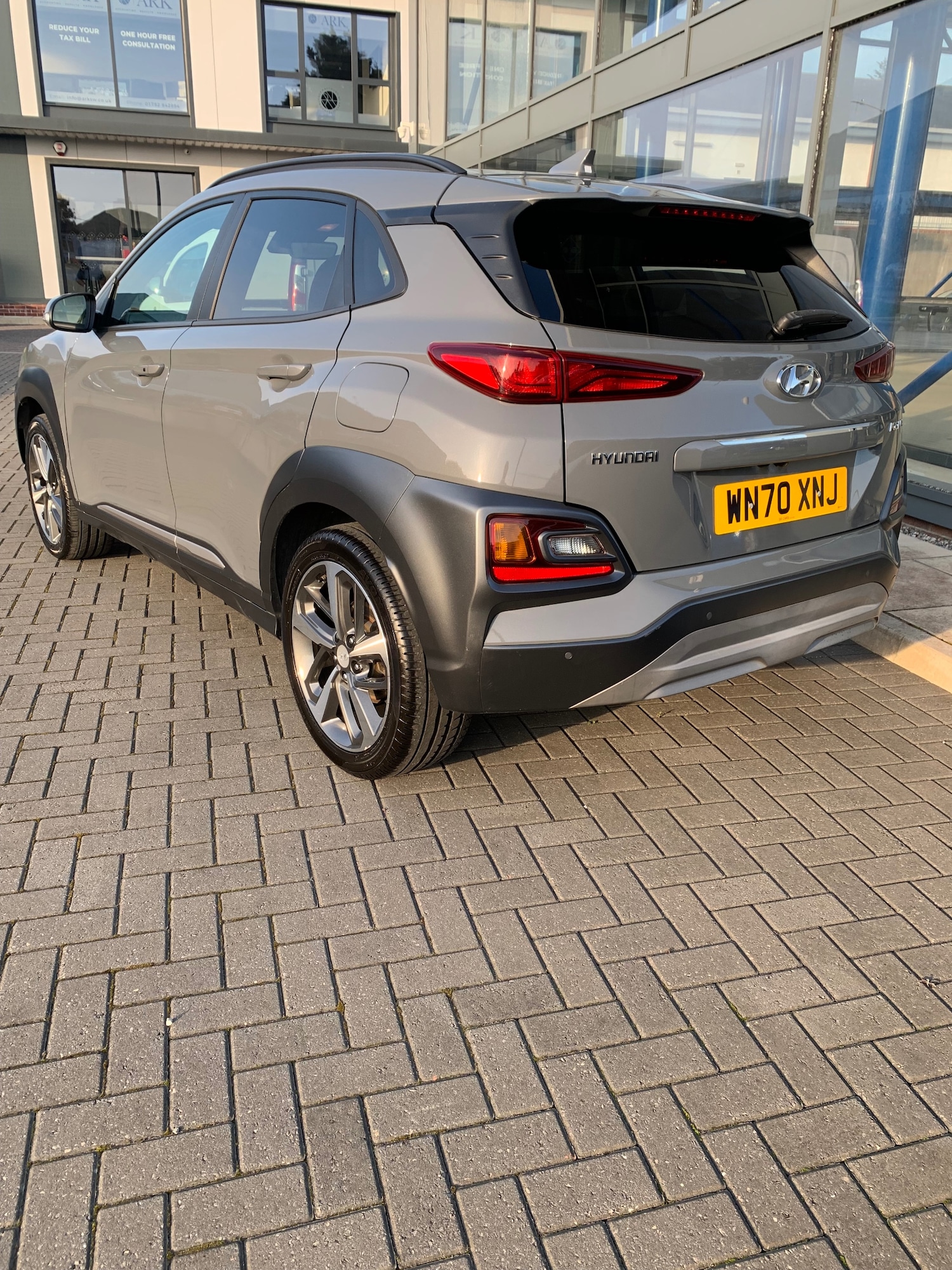 Used Hyundai KONA 2020 for sale - 76244871: Photo 4