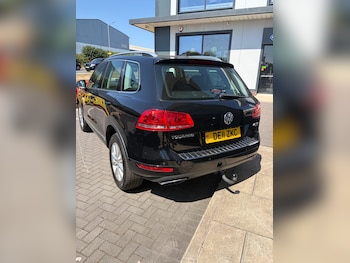 Used Volkswagen Touareg 2011 for sale - 79513211: Photo