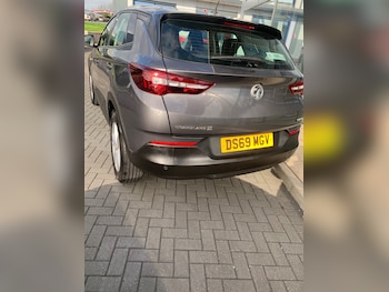 Used Vauxhall Grandland X 2019 for sale - 76309917: Photo 4
