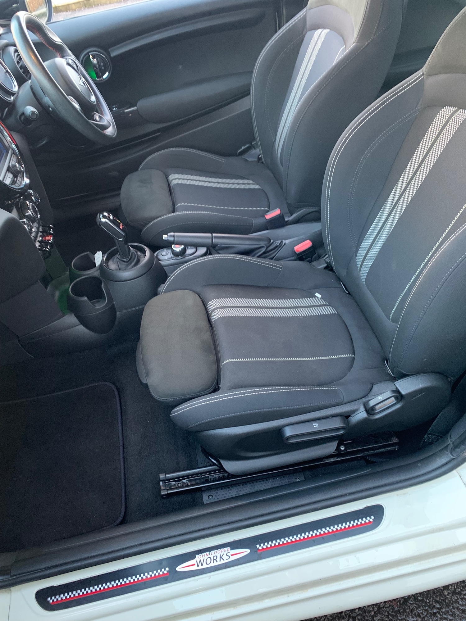 Used MINI Hatch 2019 for sale - 76931493: Photo 13