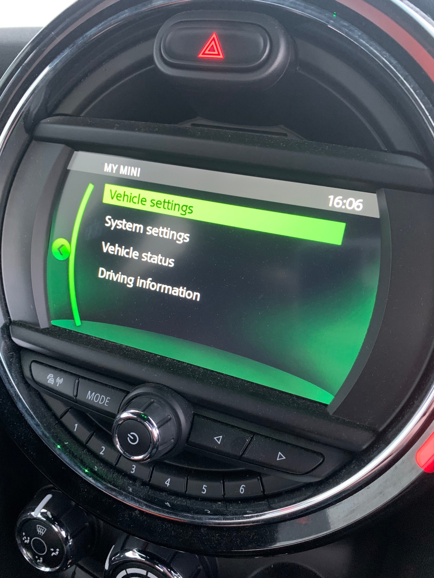 Used MINI Hatch 2019 for sale - 76931493: Photo 24