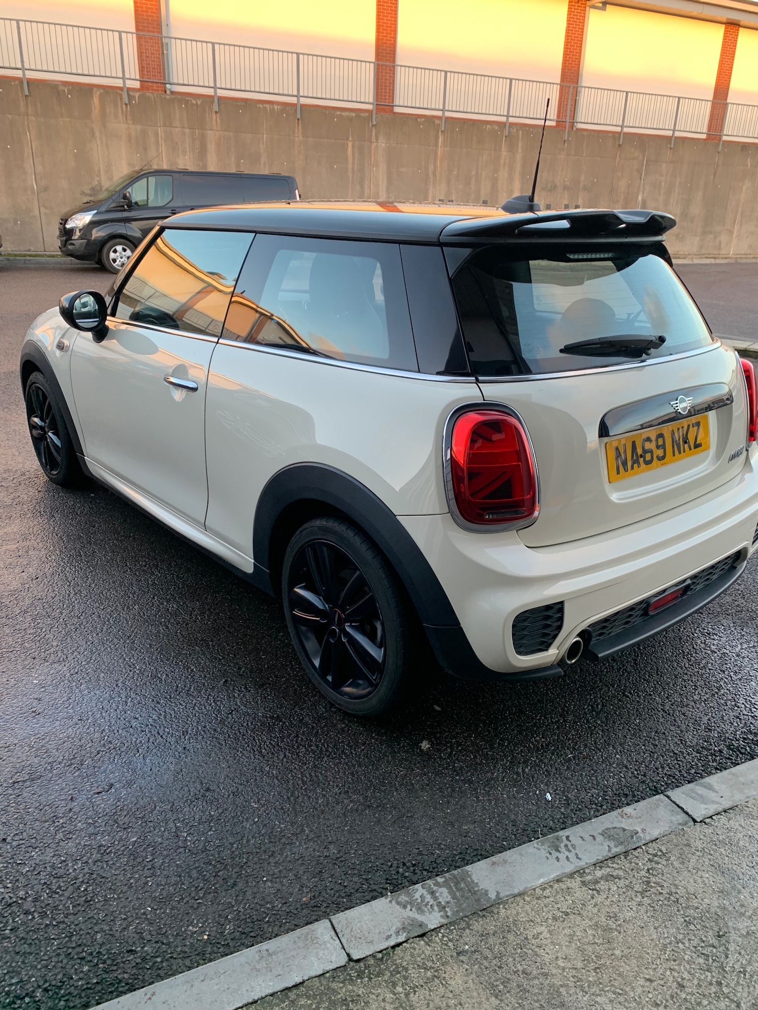 Used MINI Hatch 2019 for sale - 76931493: Photo 4