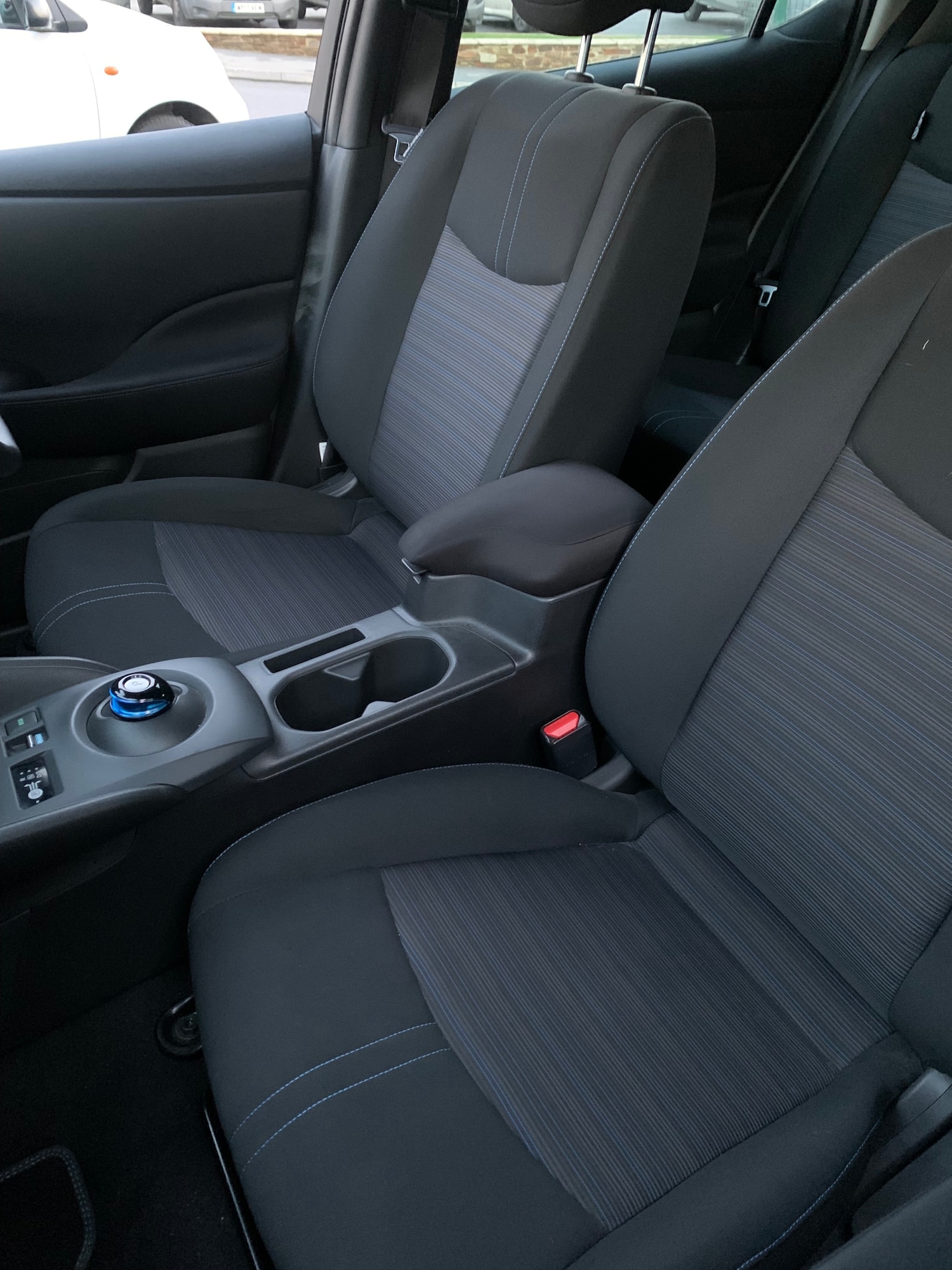 Used Nissan Leaf 2022 for sale - 76931551: Photo 8