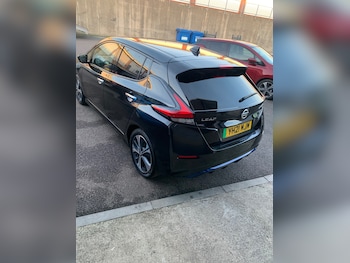 Used Nissan Leaf 2021 for sale - 77071151: Photo