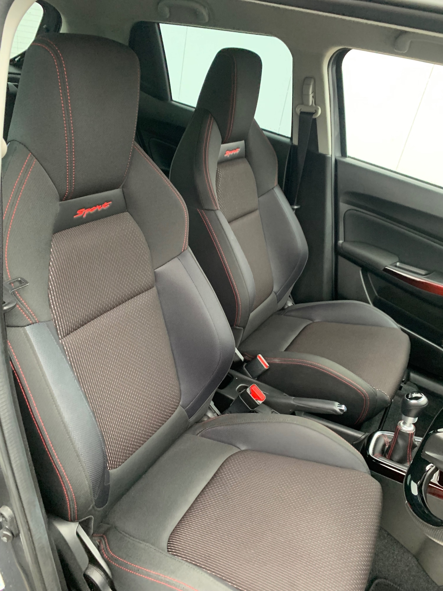 Used Suzuki Swift 2018 for sale - 76578393: Photo 11