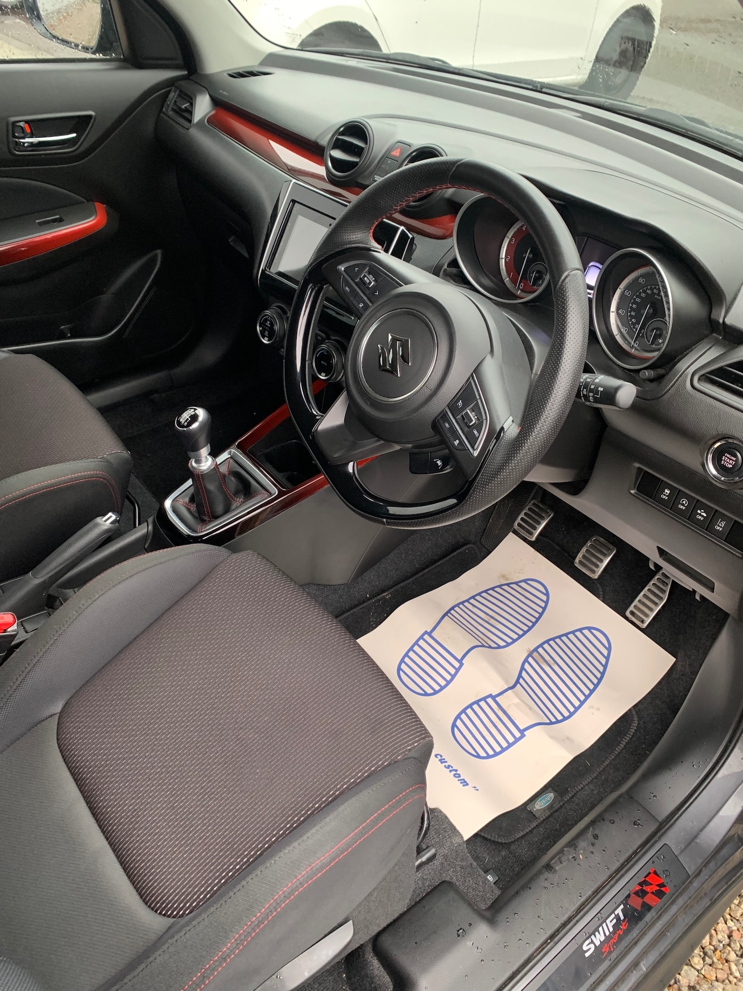 Used Suzuki Swift 2018 for sale - 76578393: Photo 12