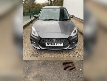 Used Suzuki Swift 2018 for sale - 76578393: Photo