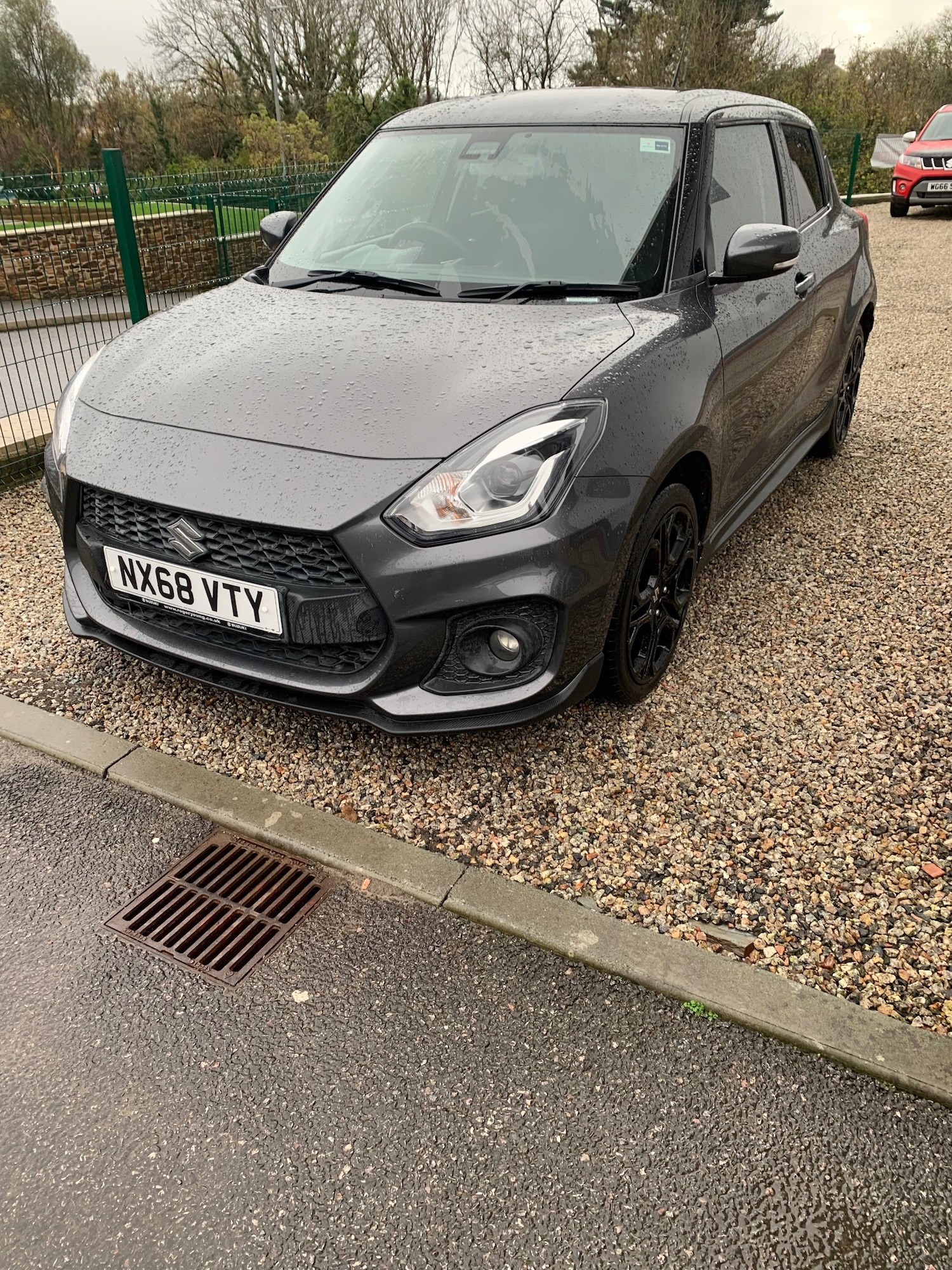 Used Suzuki Swift 2018 for sale - 76578393: Photo 3