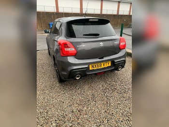 Used Suzuki Swift 2018 for sale - 76578393: Photo