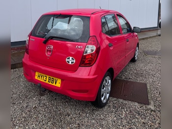 Used Hyundai i10 2013 for sale - 77381331: Photo