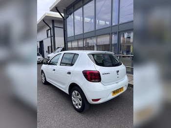 Used Dacia Sandero 2019 for sale - 78581299: Photo