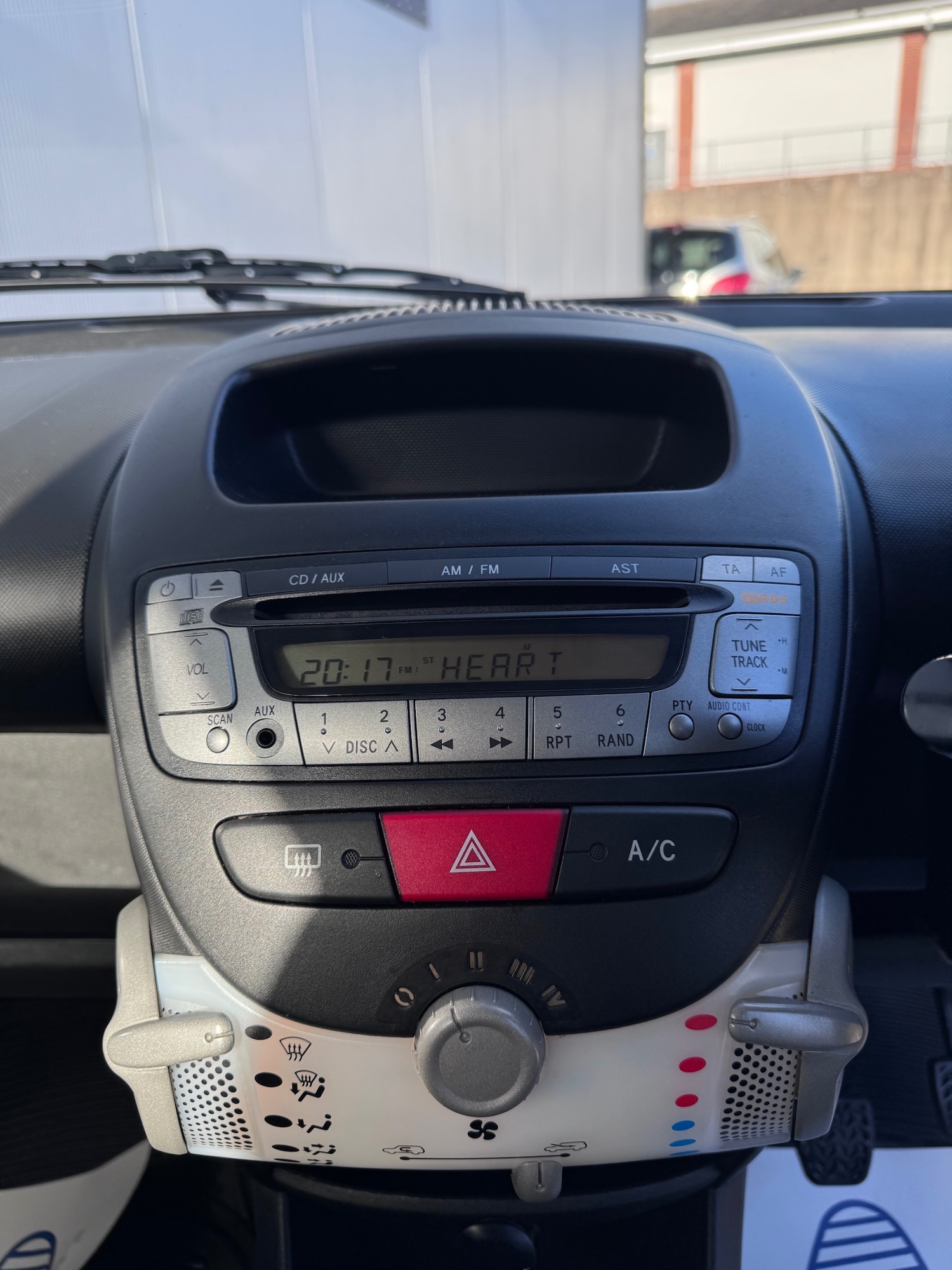 Used Citroen C1 2012 for sale - 77326487: Photo 7