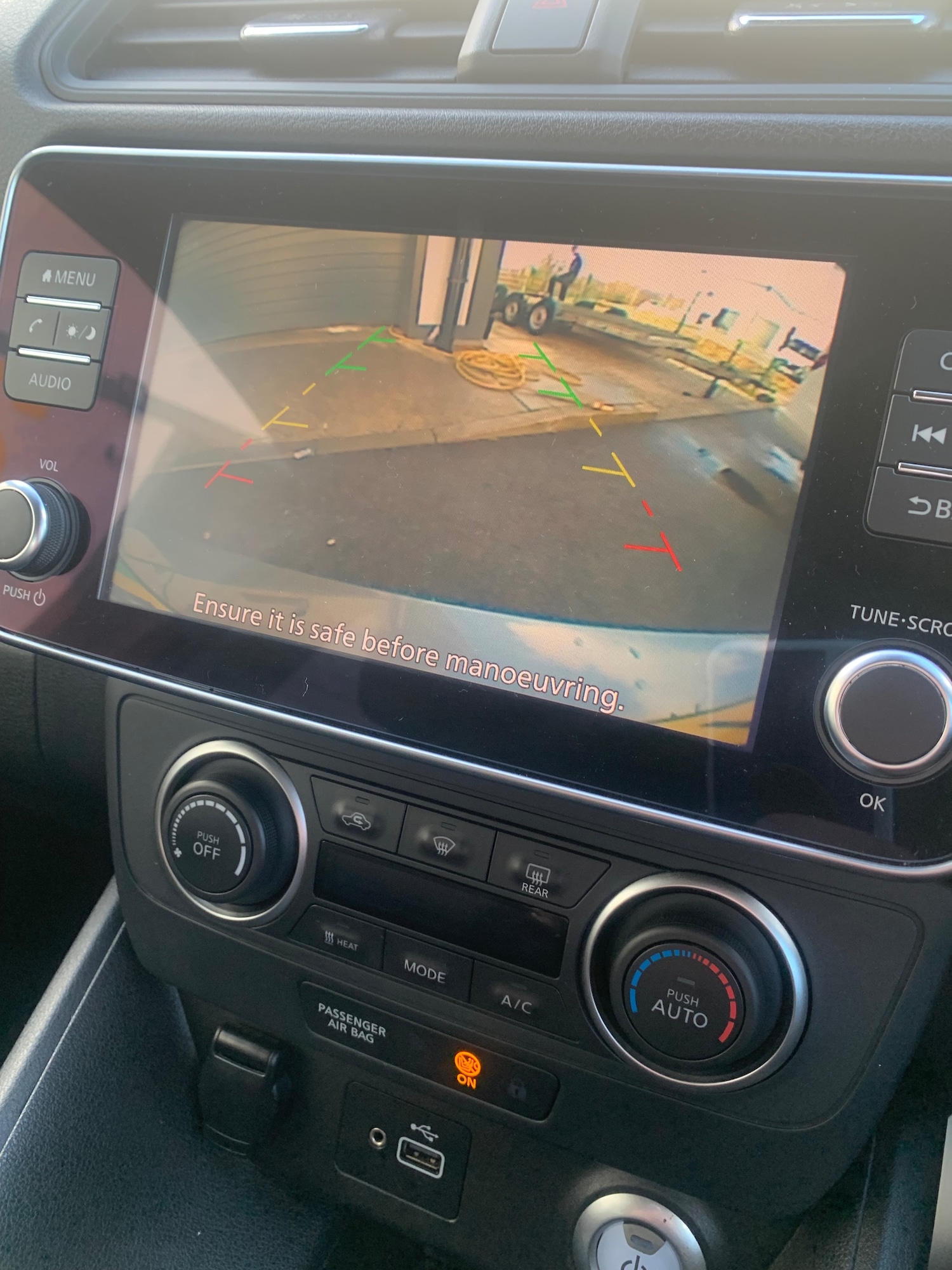 Used Nissan Leaf 2021 for sale - 77392716: Photo 11