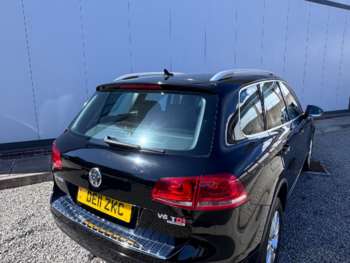 Used Volkswagen Touareg 2011 for sale - 74389830: Photo