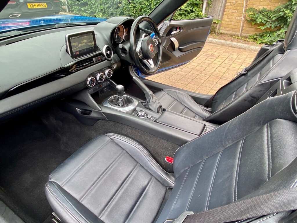 Used Fiat 124 Spider 2017 for sale - 78022167: Photo 10