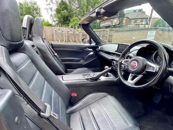 Used Fiat 124 Spider 2017 for sale - 78022167: Photo