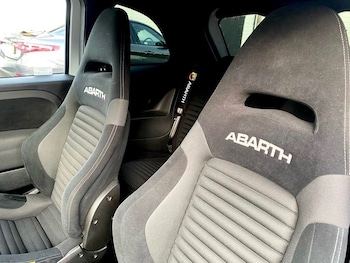 Used Abarth 595 2018 for sale - 79035170: Photo