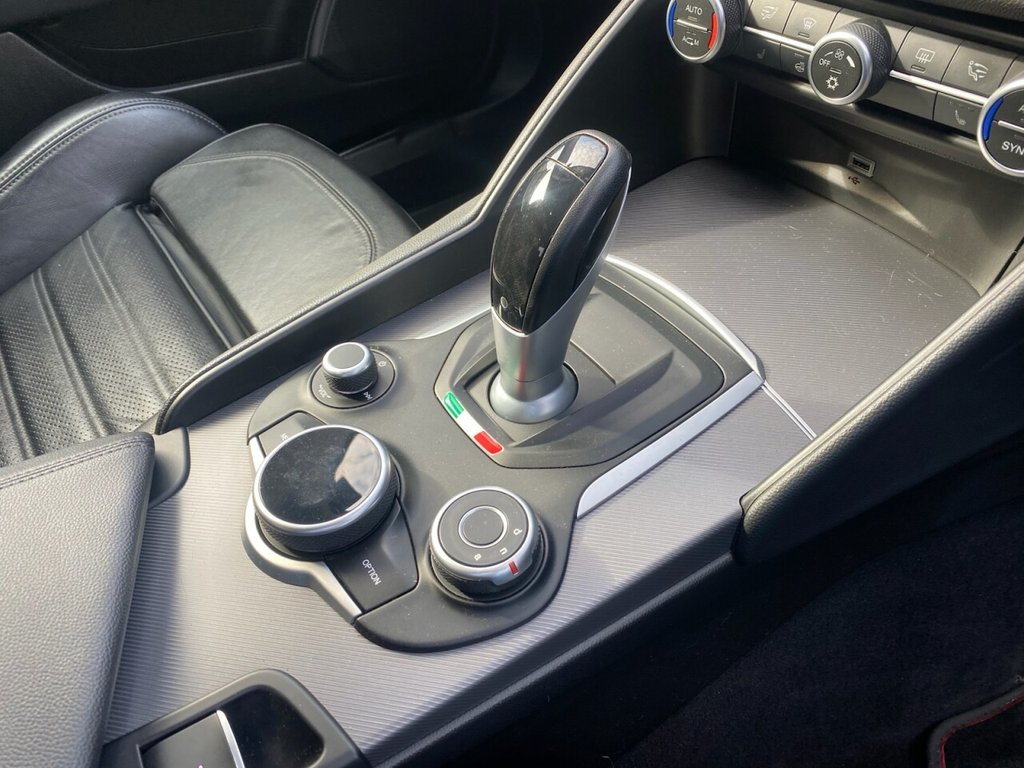 Used Alfa Romeo Giulia 2017 for sale - 76609113: Photo 36