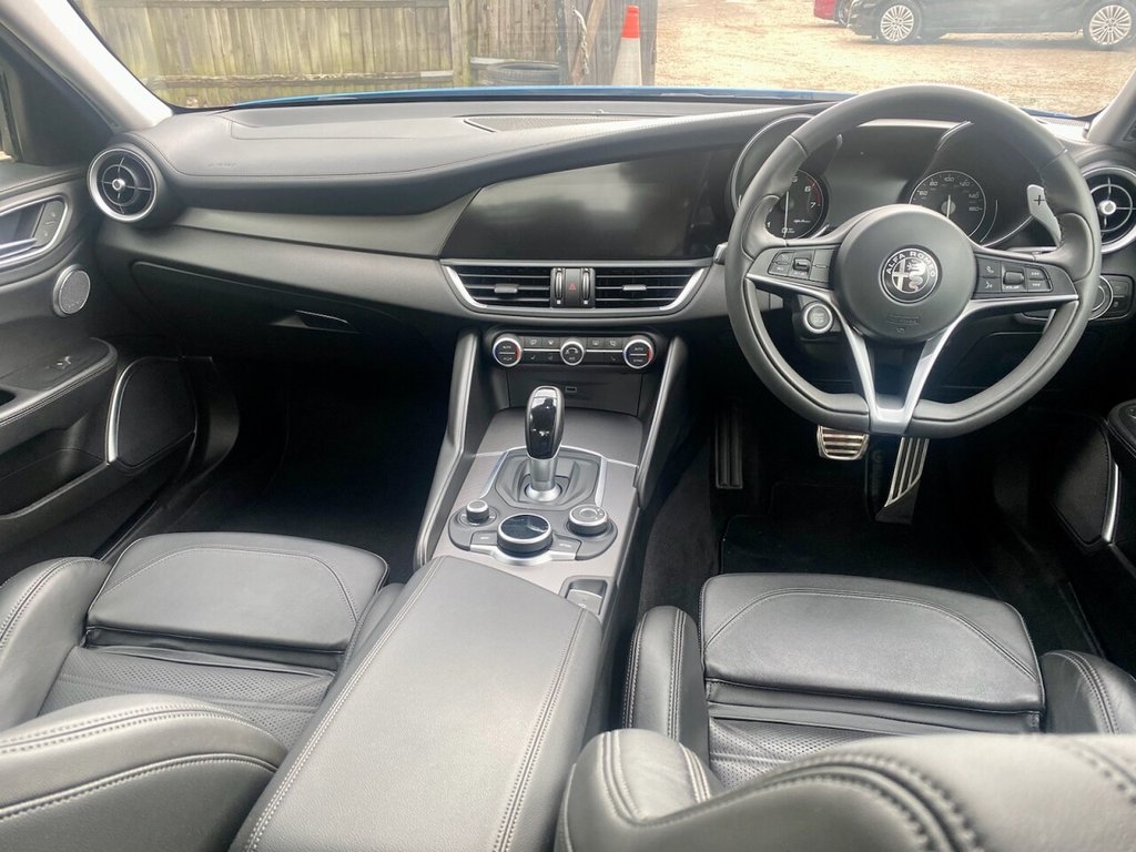 Used Alfa Romeo Giulia 2018 for sale - 76609111: Photo 3