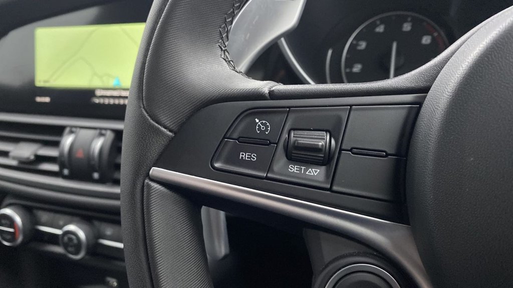 Used Alfa Romeo Giulia 2018 for sale - 76609111: Photo 36