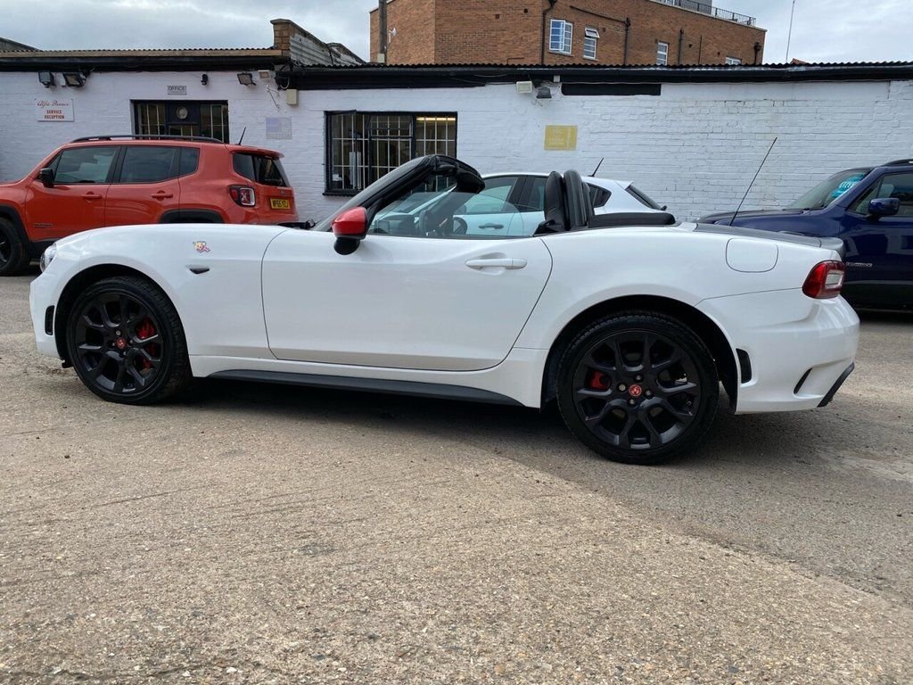 Used Abarth 124 Spider 2018 for sale - 76609129: Photo 5