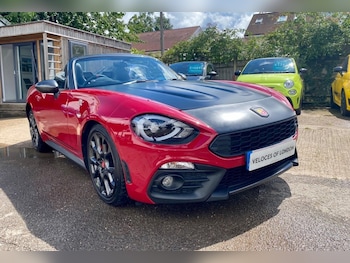 Used Abarth 124 Spider 2018 for sale - 78793277: Photo