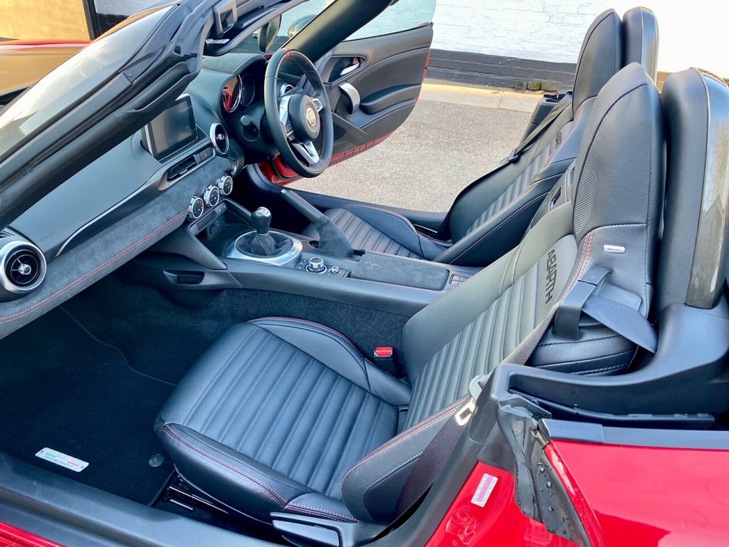 Used Abarth 124 Spider 2018 for sale - 76609125: Photo 31