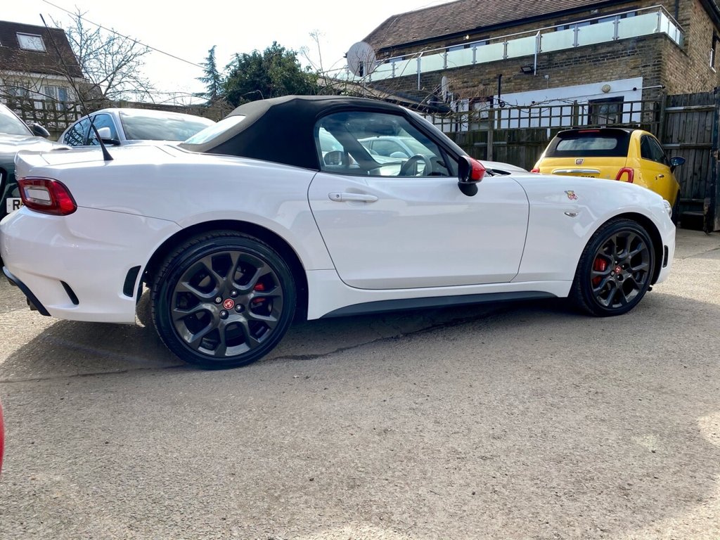Used Abarth 124 Spider 2018 for sale - 76609074: Photo 11