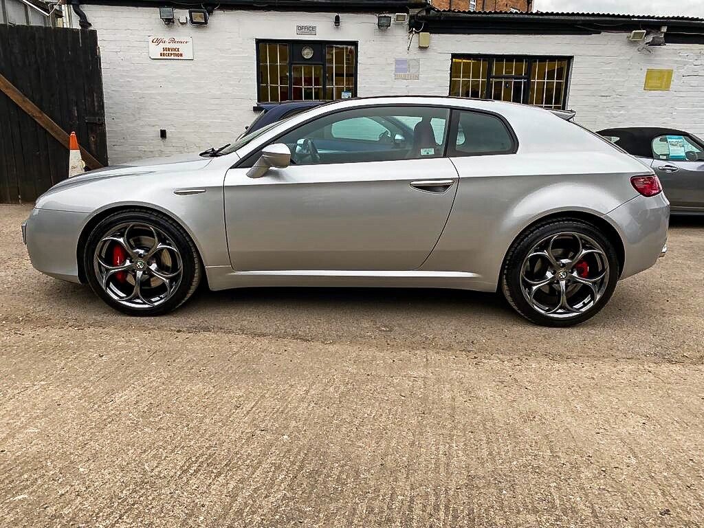 Used Alfa Romeo Brera 2010 for sale - 76609103: Photo 3