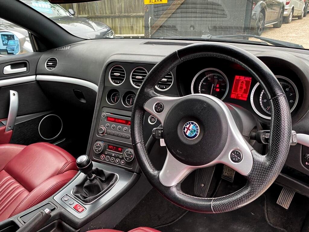 Used Alfa Romeo Brera 2010 for sale - 76609103: Photo 9