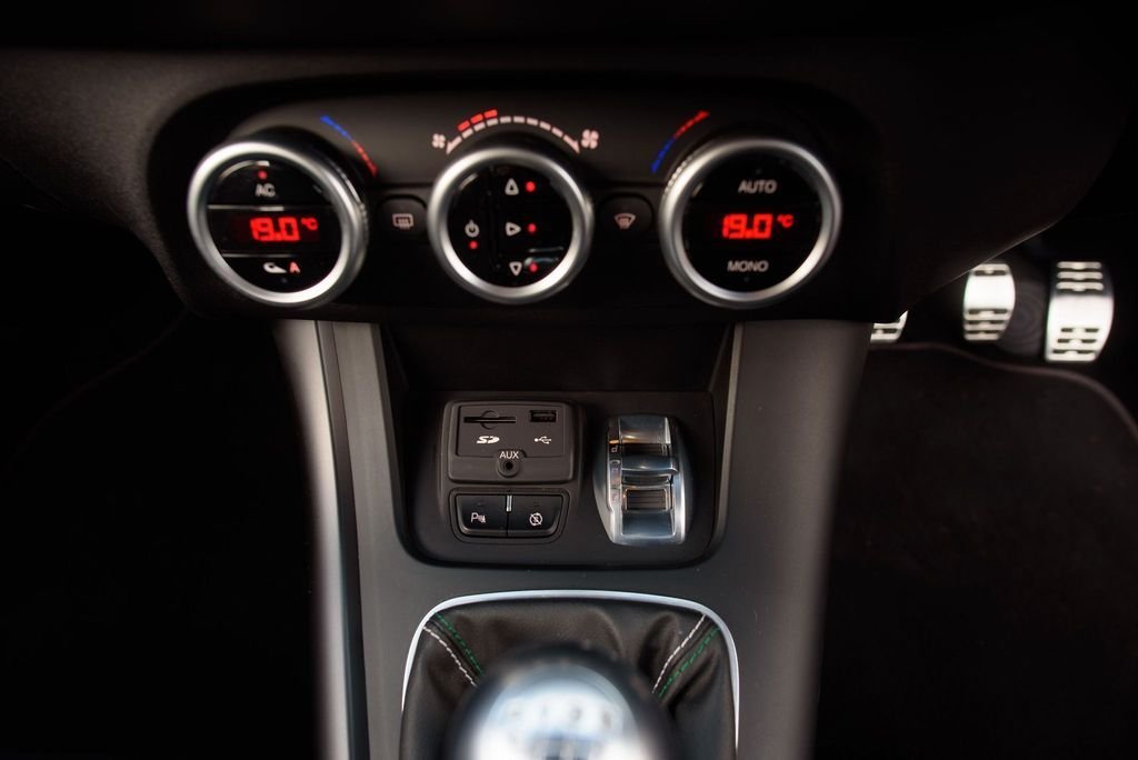 Used Alfa Romeo Giulietta 2016 for sale - 77463509: Photo 33