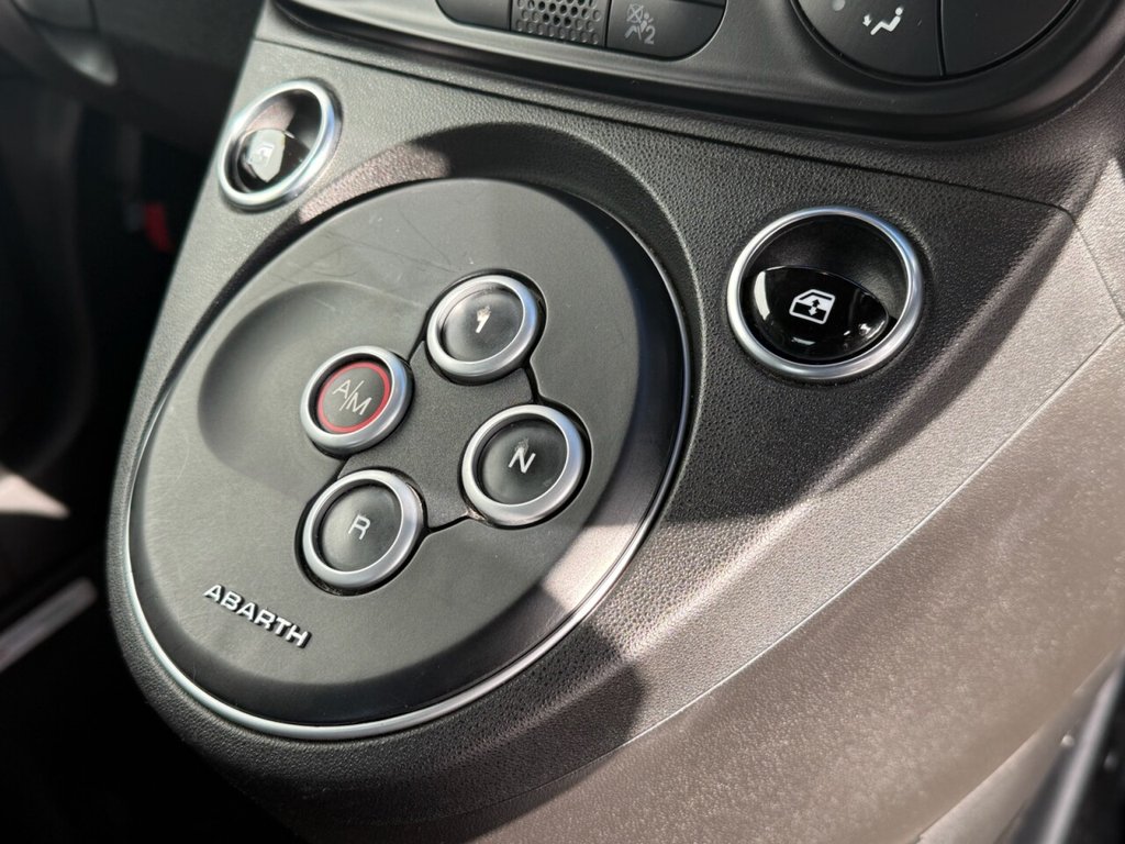 Used Abarth 595 2021 for sale - 76617590: Photo 4