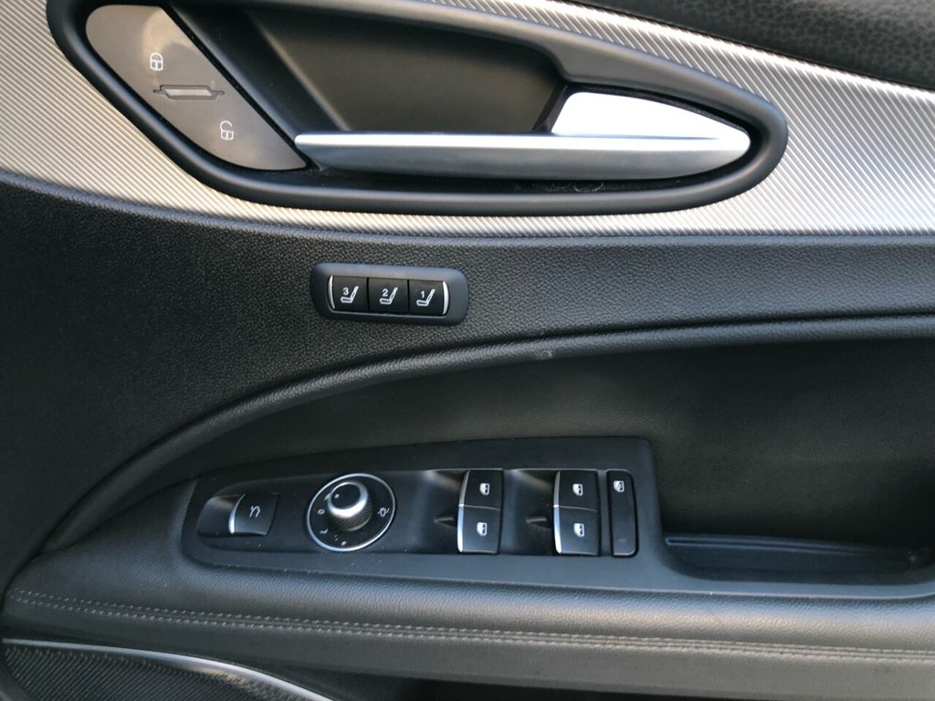 Used Alfa Romeo Stelvio 2018 for sale - 76609100: Photo 11