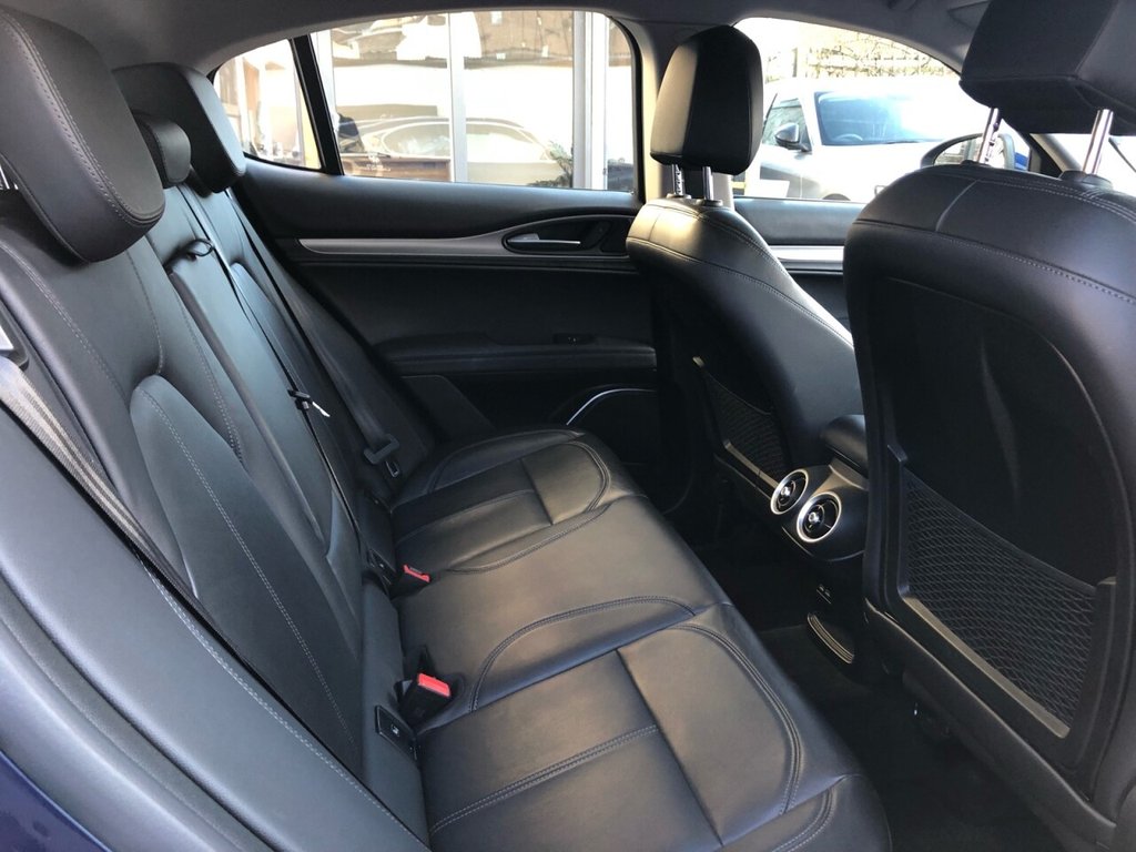 Used Alfa Romeo Stelvio 2018 for sale - 76609100: Photo 15