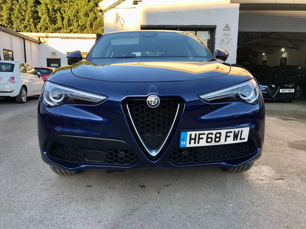 Used Alfa Romeo Stelvio 2018 for sale - 76609100: Photo 2