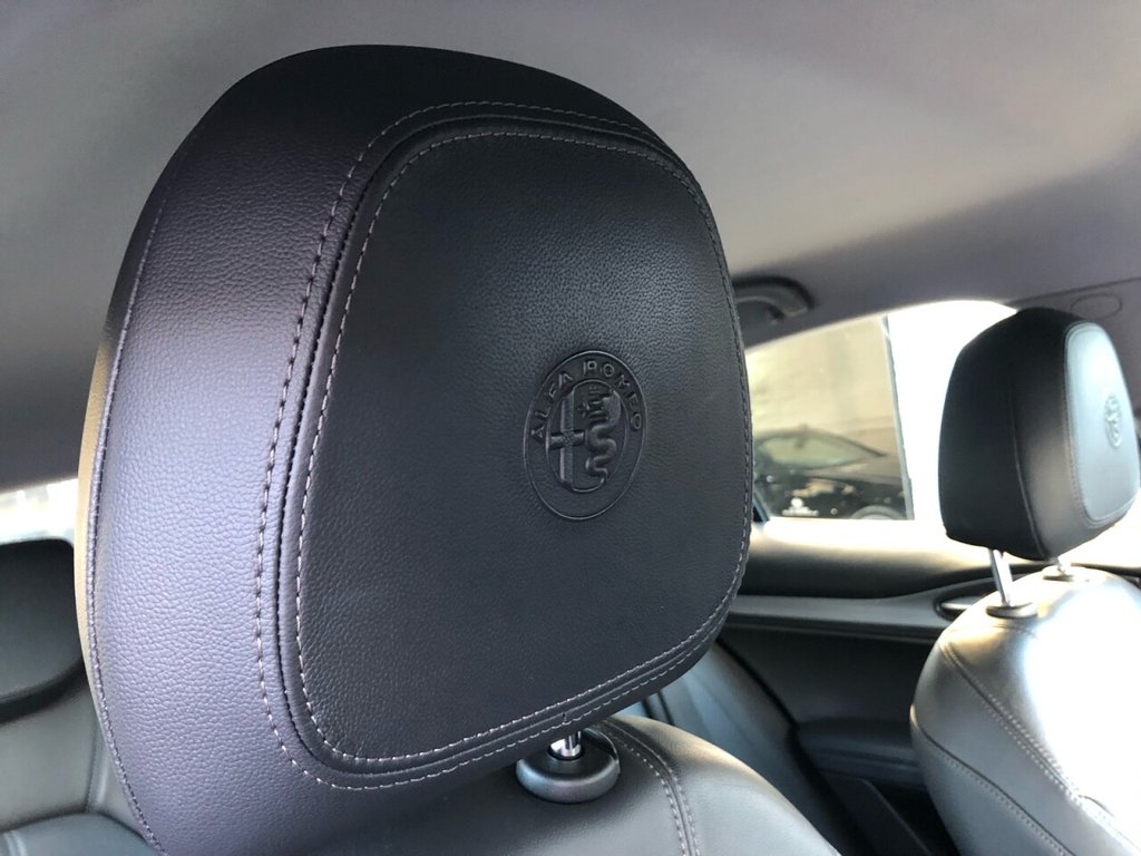 Used Alfa Romeo Stelvio 2018 for sale - 76609100: Photo 9