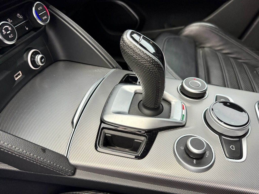 Used Alfa Romeo Stelvio 2022 for sale - 76698369: Photo 37