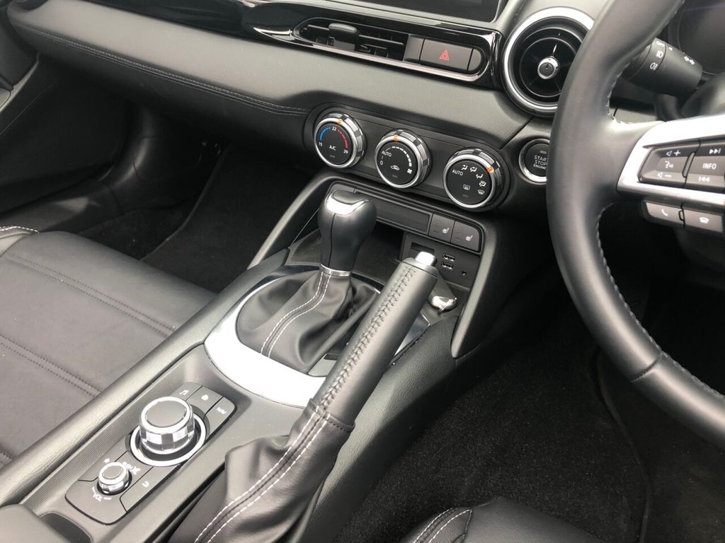 Used Fiat 124 Spider 2018 for sale - 77250046: Photo 11