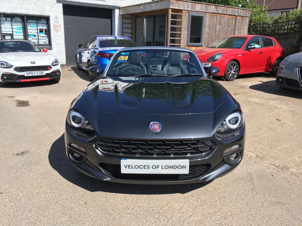 Used Fiat 124 Spider 2017 for sale - 76609130: Photo 2
